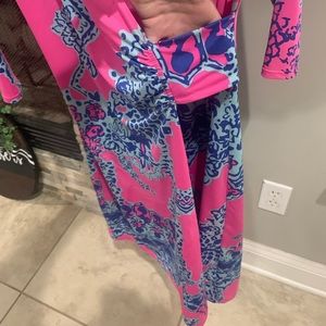 Lilly Pulitzer - Pop pink in the square Yvette